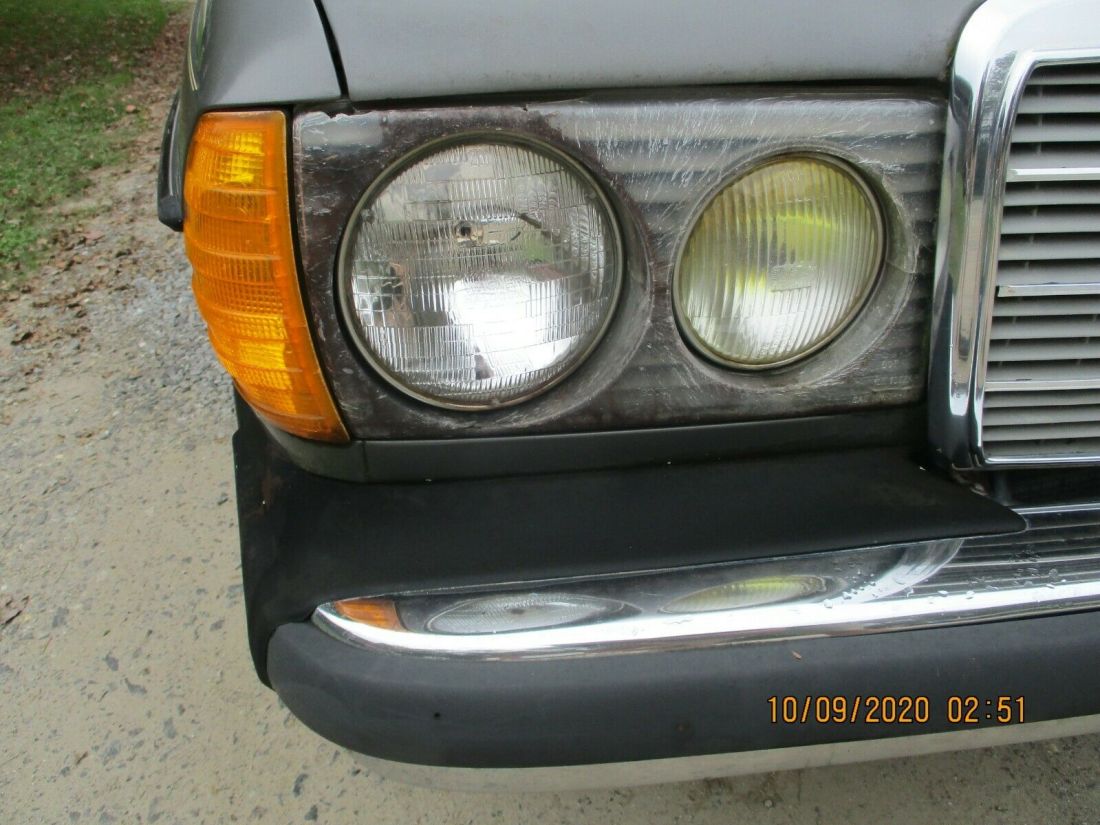 1984 Mercedes-Benz 300-Series 300 DT - photo 11