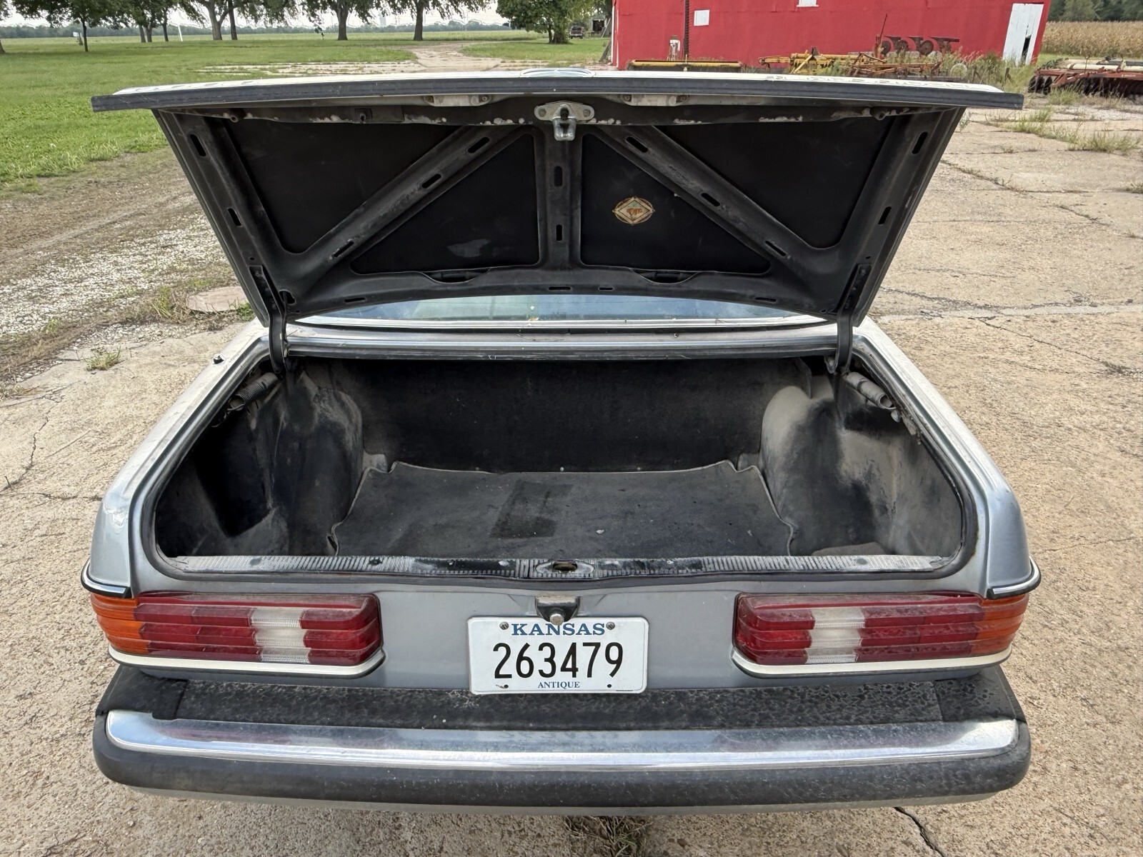 1984 Mercedes-Benz 300-Series DT - photo 7
