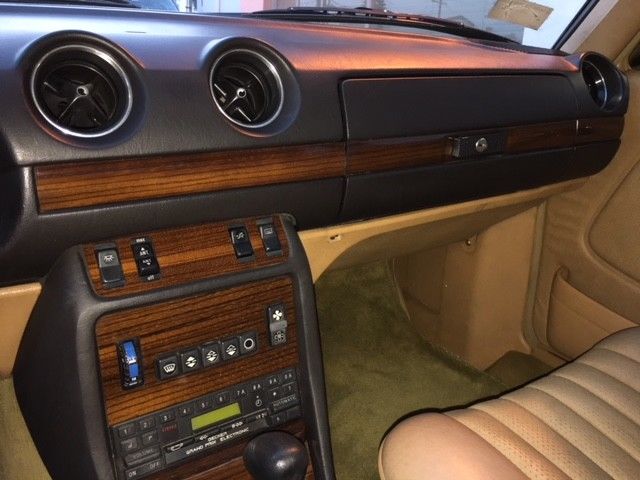 1984 Mercedes-Benz 300-Series - photo 9