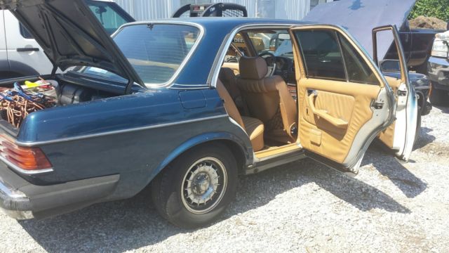 1984 Mercedes-Benz 300-Series 300D Turbo Diesel - photo 3
