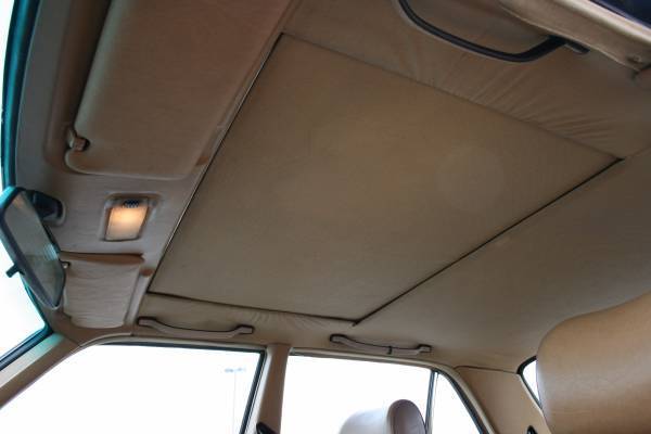 1984 Mercedes-Benz 300-Series - photo 10