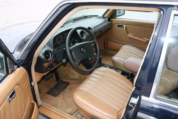 1984 Mercedes-Benz 300-Series - photo 9