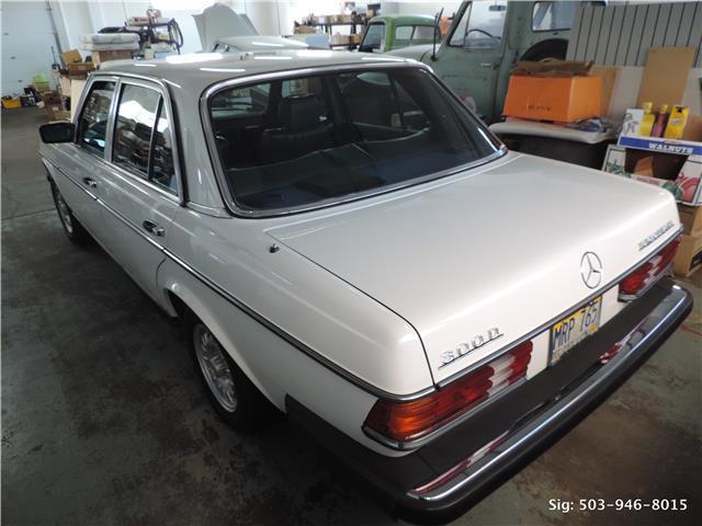 1984 Mercedes-Benz 300 Series 300D-T - photo 3