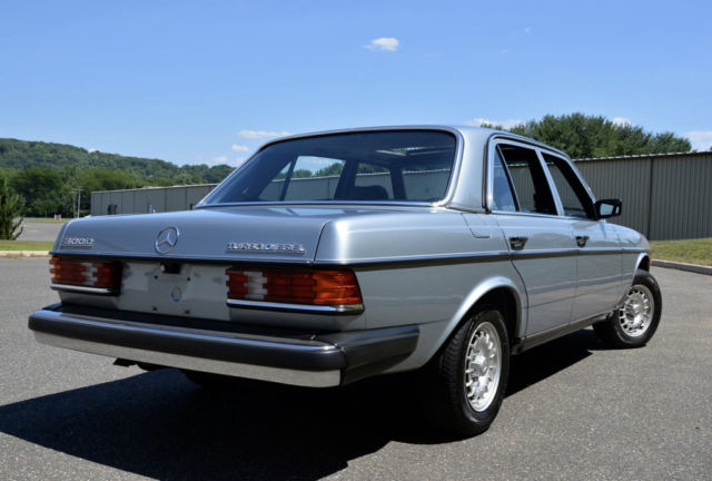1984 Mercedes-Benz 300-Series TD - photo 5