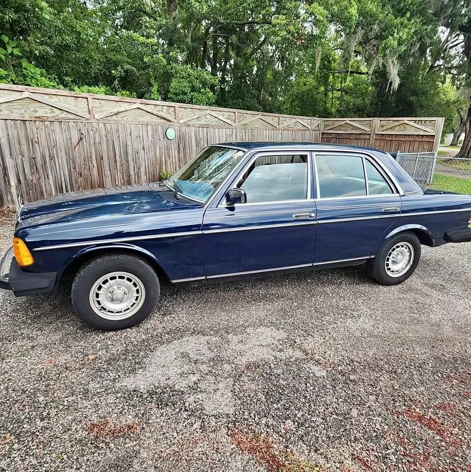 1984 Mercedes-Benz 300D Turbo Diesel W123 OM617 1984 Mercedes-Benz 300-Series