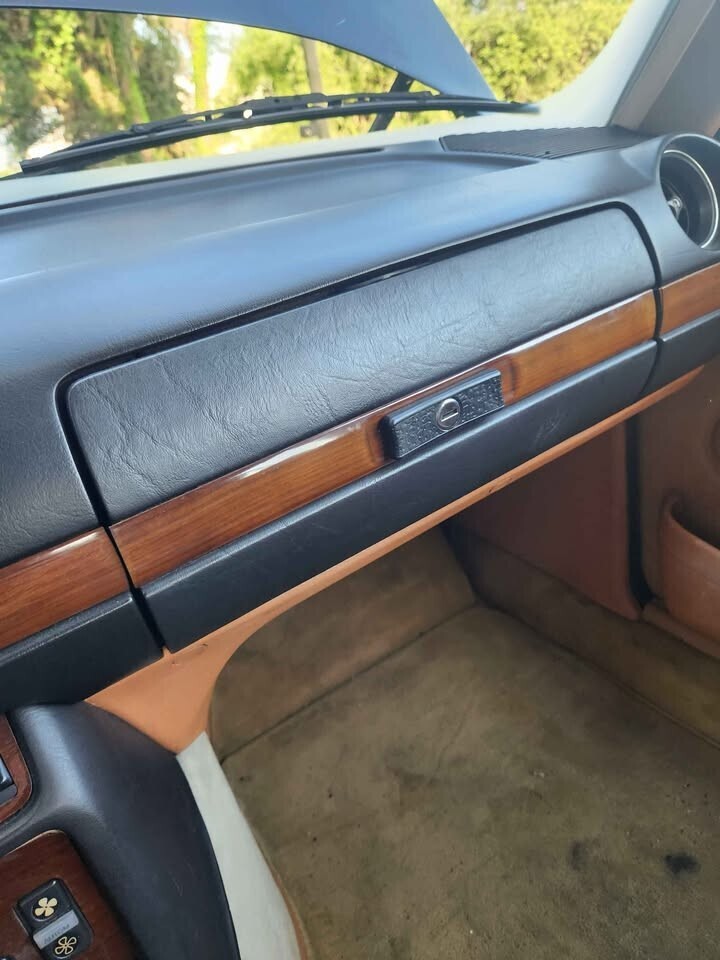 1984 Mercedes-Benz 300-Series - photo 6