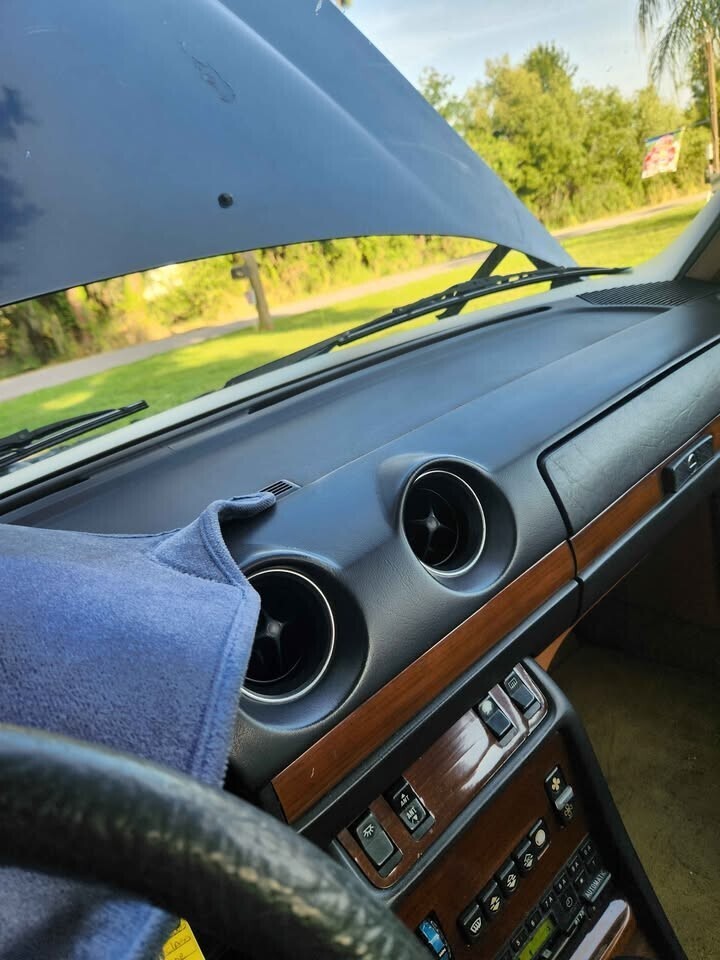 1984 Mercedes-Benz 300-Series - photo 8