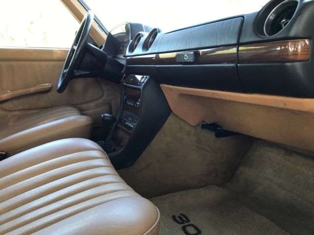 1984 Mercedes-Benz 300-Series 300D Turbodiesel W123 - photo 11