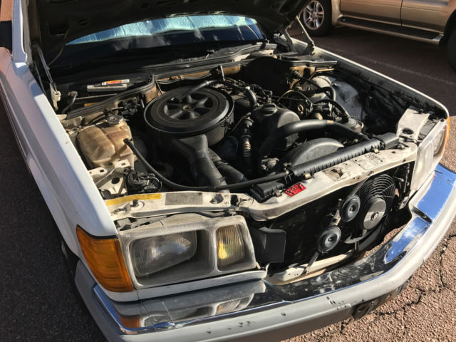 1984 Mercedes-Benz 300-Series Base Sedan 4-Door - photo 13