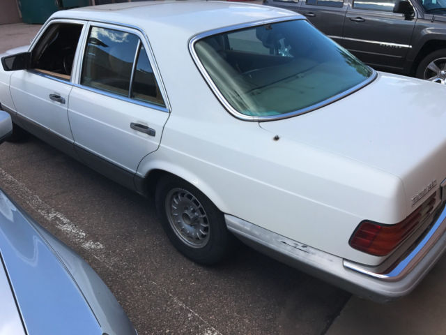 1984 Mercedes-Benz 300-Series Base Sedan 4-Door - photo 6
