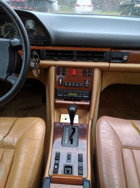 1985 Mercedes-Benz 300-Series Base Sedan 4-Door - photo 5