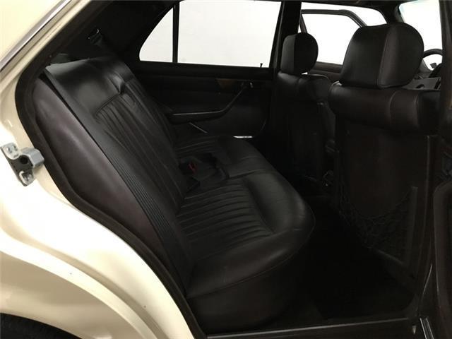 1984 Mercedes-Benz 300 Series 300SD - photo 13