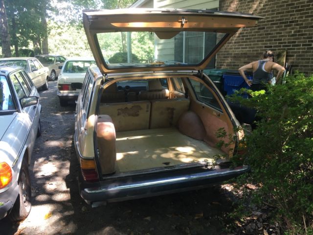 1984 Mercedes-Benz 300-Series TDT - photo 11