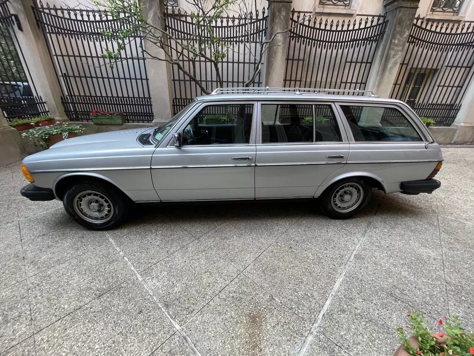 1984 Mercedes-Benz 300-Series TDT - photo 10