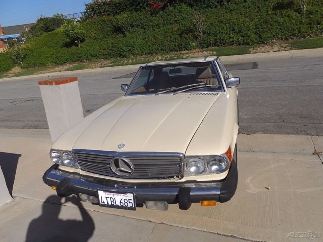 1984 Mercedes-Benz 300-Series 2 Dr Convertible - photo 9