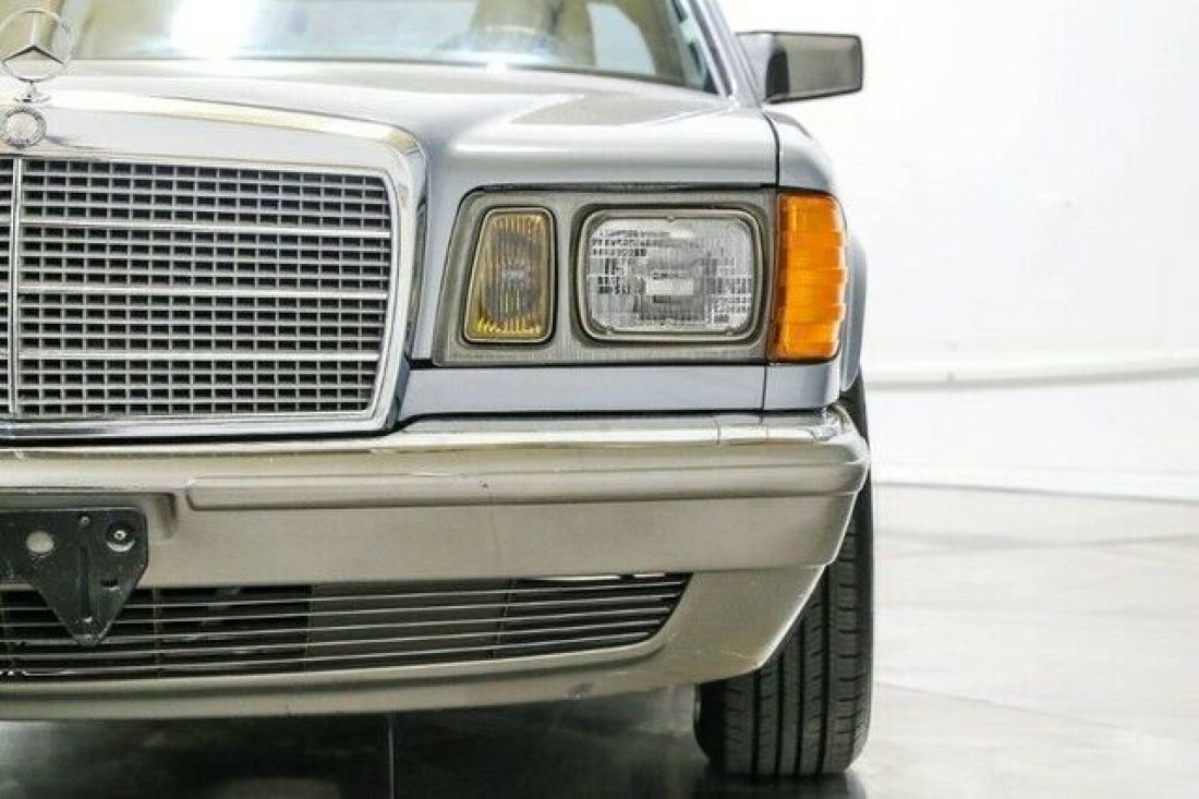 1984 Mercedes-Benz 300-Series 380SE LEATHER COLD AC LOW MILES CLEAN CAR - photo 12
