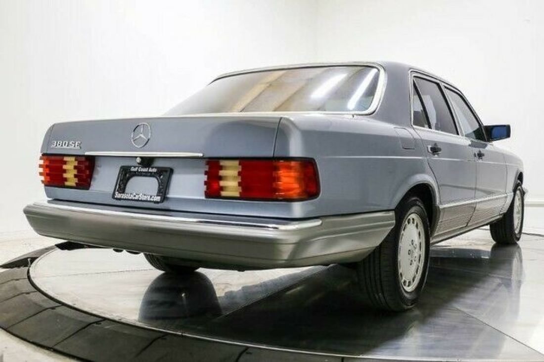1984 Mercedes-Benz 300-Series 380SE LEATHER COLD AC LOW MILES CLEAN CAR - photo 6