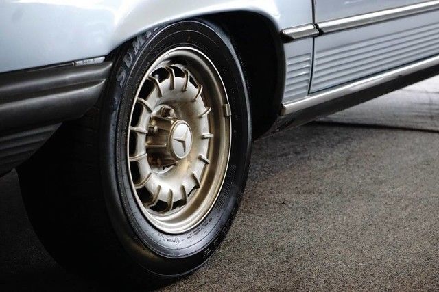 1984 Mercedes-Benz 300-Series 380SL - photo 9