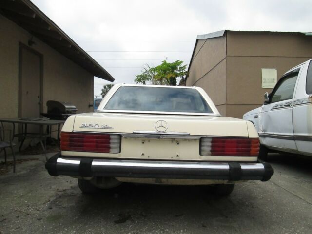 1984 Mercedes-Benz SL-Class - photo 11