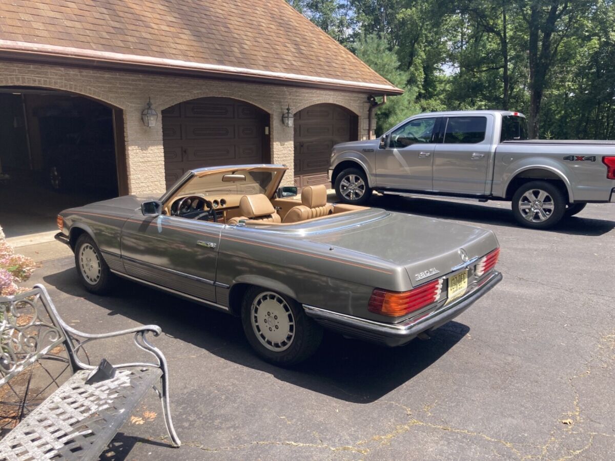 1984 Mercedes-Benz SL-Class Convertible - photo 5