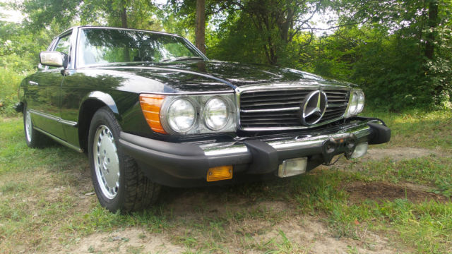 1984 Mercedes Benz 380 SL Soft top and hardtop Triple Black 1984 Mercedes-Benz SL-Class 170