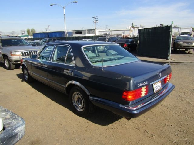 1984 Mercedes-Benz 300-Series 4 Dr - photo 2