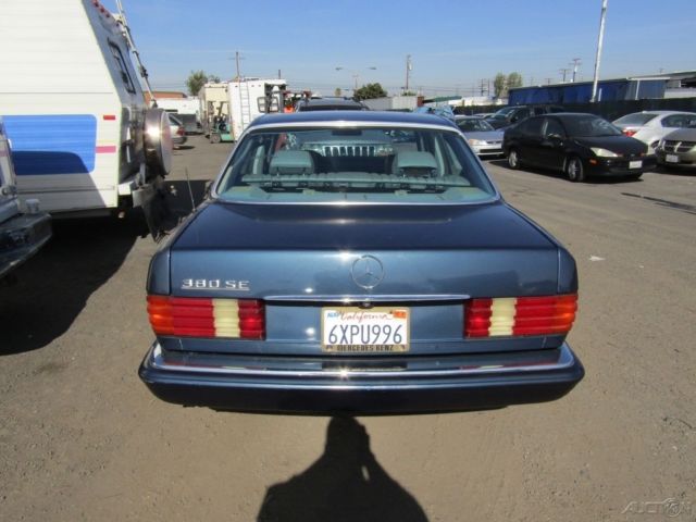 1984 Mercedes-Benz 300-Series 4 Dr - photo 3