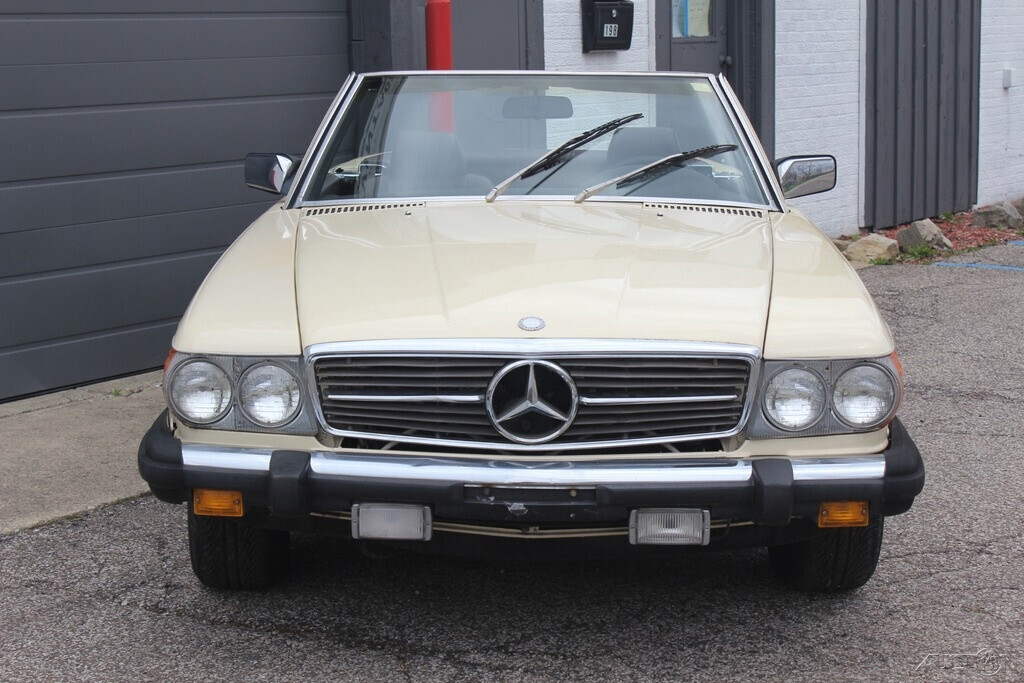 1984 Mercedes-Benz 300-Series 2 Dr Convertible - photo 5