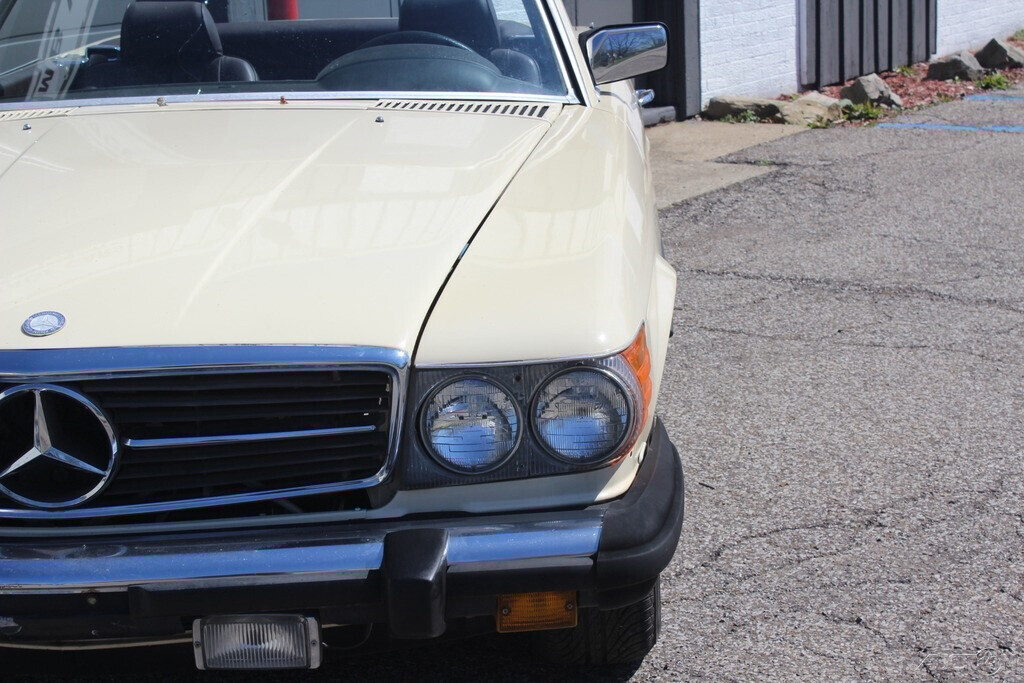 1984 Mercedes-Benz 300-Series 2 Dr Convertible - photo 8