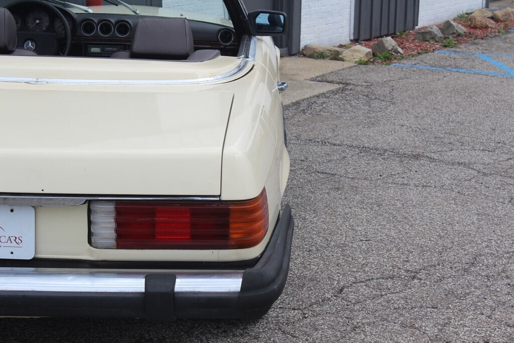 1984 Mercedes-Benz 300-Series 2 Dr Convertible - photo 9