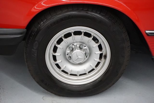1984 Mercedes-Benz 300-Series 380SL - photo 12