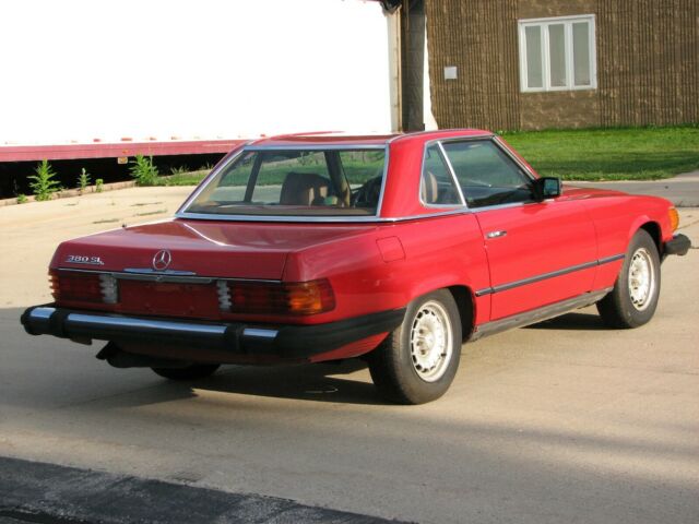 1984 Mercedes-Benz SL-Class CONVERTIBLE - photo 5