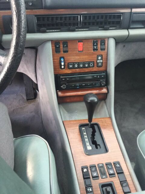 1984 Mercedes-Benz 500-Series 500SEC - photo 9
