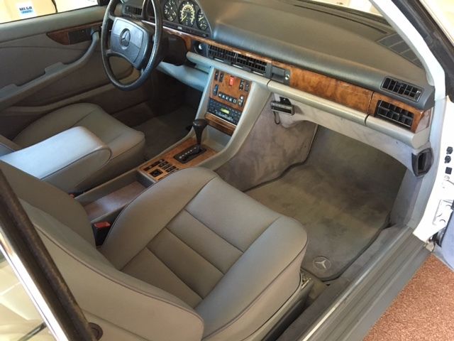 1984 Mercedes-Benz 500-Series 500SEC - photo 13