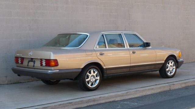 1984 Mercedes-Benz S-Class 500SEL - photo 4