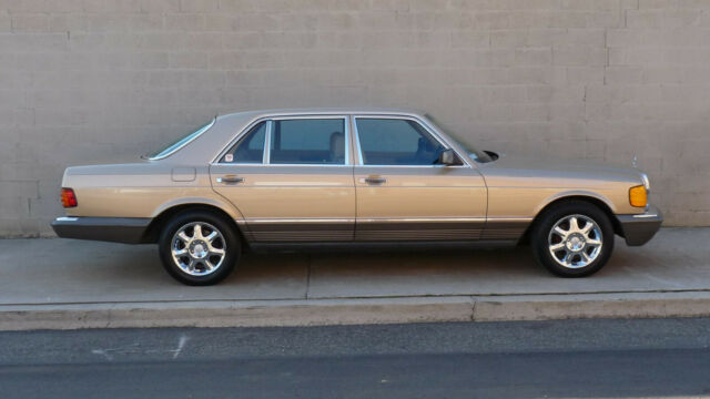 1984 Mercedes-Benz S-Class 500SEL - photo 6