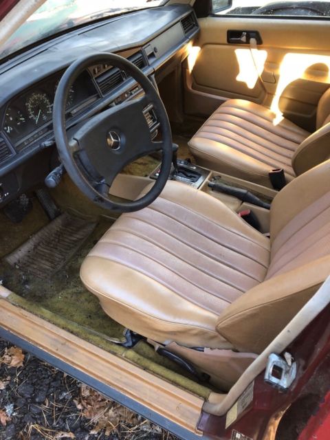 1984 Mercedes-Benz 190-Series - photo 5