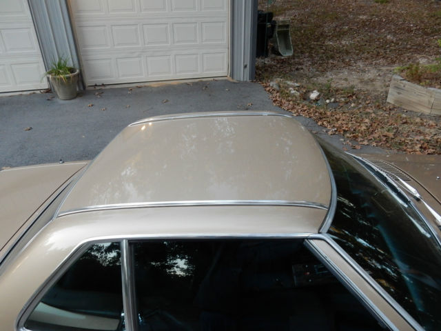 1984 Mercedes-Benz SL-Class - photo 12