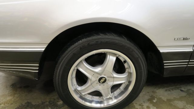 1984 Mercury Cougar XR7 Turbo 4 Cylinder 5 Speed California car! - photo 12