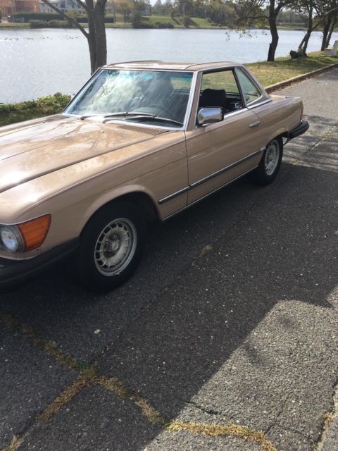 1984 Mercedes-Benz SL-Class