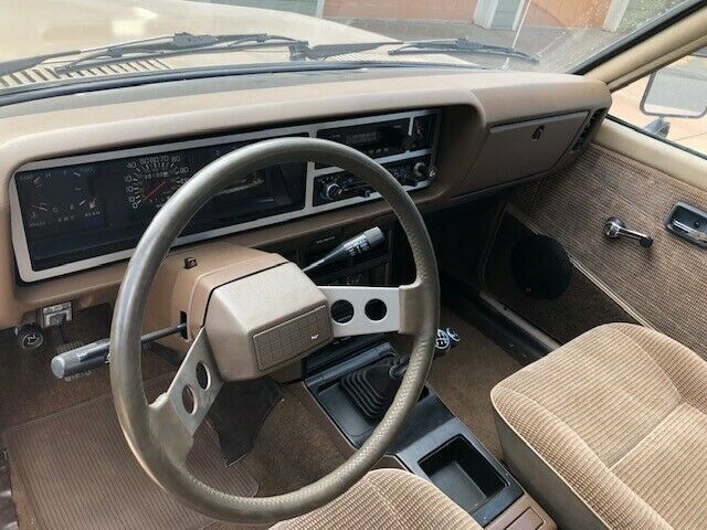 1984 Mitsubishi Mighty Max SPX - photo 5