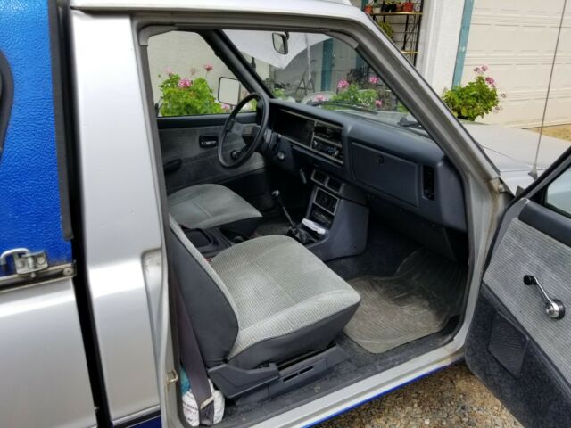 1984 Mitsubishi Mighty Max SPX - photo 3