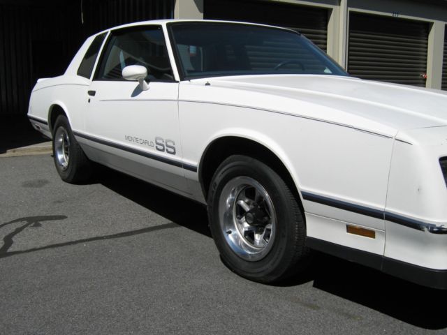 1984 Chevrolet Monte Carlo - photo 2