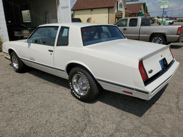1984 Chevrolet Monte Carlo SS - photo 3