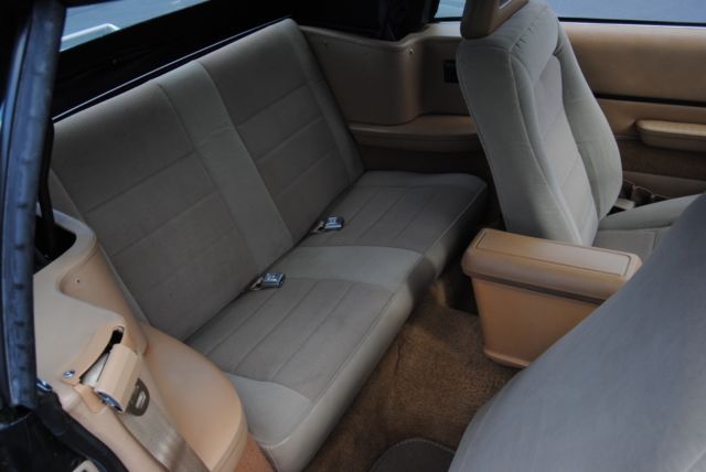 1984 Ford Mustang GT - photo 10