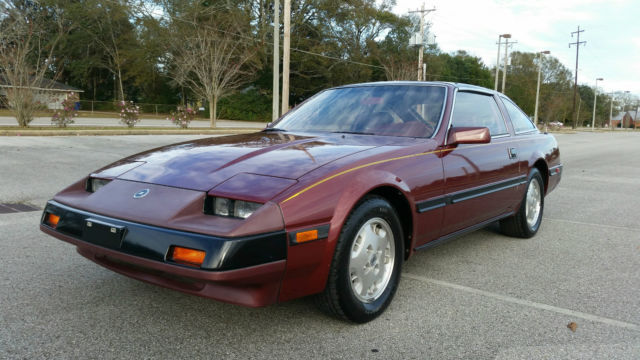 1984 Nissan 300ZX 2 +2 Coupe Hatchback - photo 2