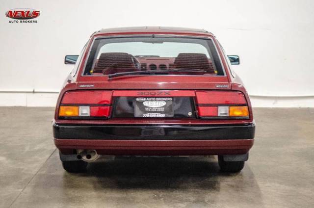 1984 Nissan 300ZX Base 2dr Hatchback - photo 4