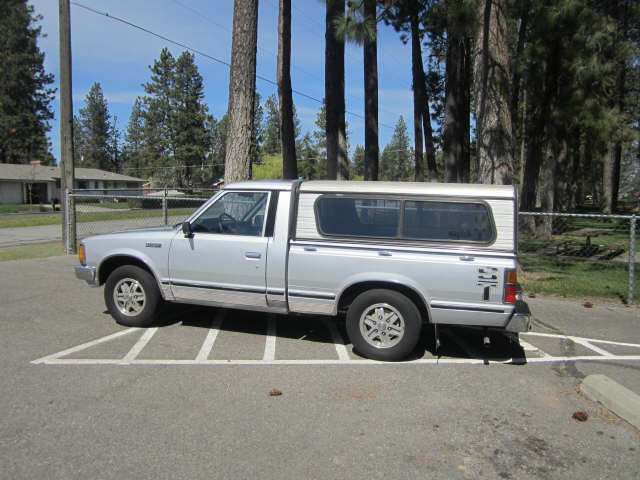 1984 Nissan Other Pickups - photo 2