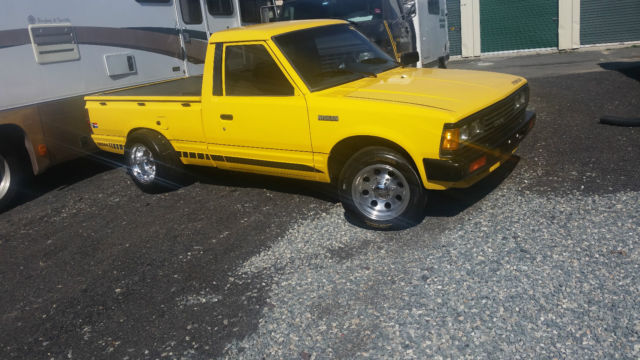 1984 Datsun 720 Pickup King Cab reg. cab - photo 9