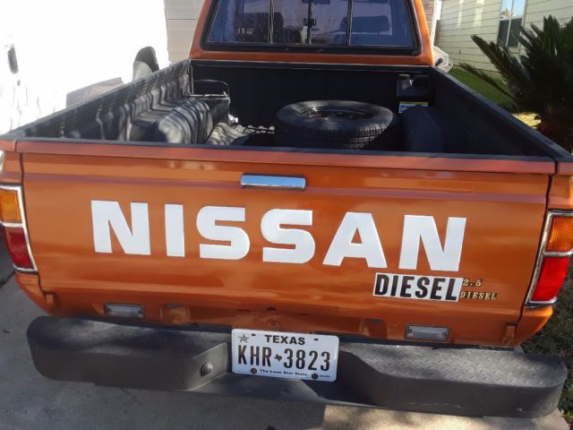 1984 Datsun Nissan - photo 2
